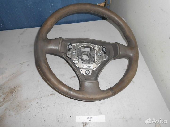 Рулевое колесо (Audi A4)