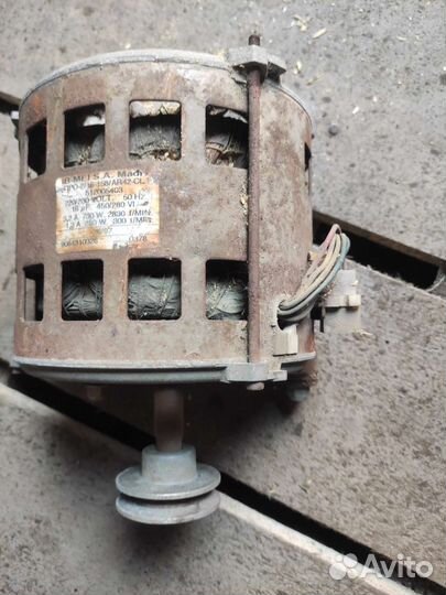 Двигататель стиральной машины
