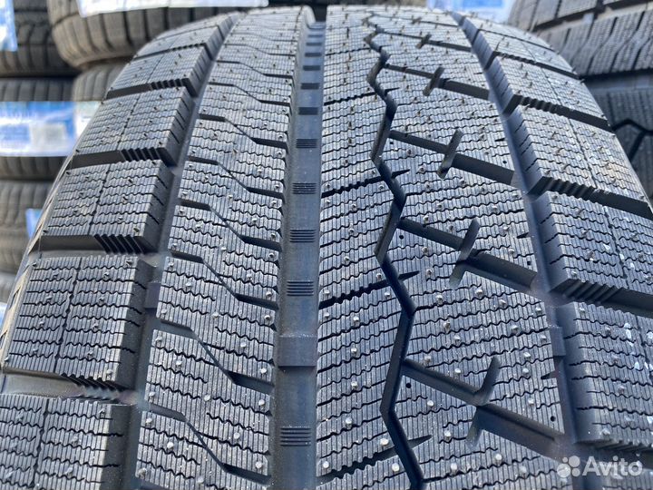 Sailun Ice Blazer Arctic EVO 235/45 R18 94H