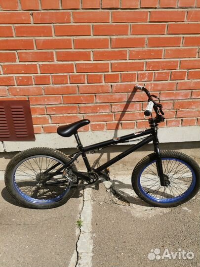 Трюковой велосипед bmx