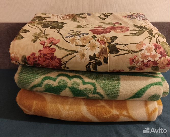 Одеяла шерстяные