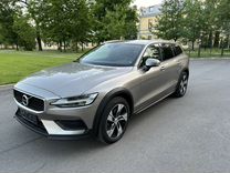 Volvo V60 Cross Country 2.0 AT, 2019, 110 000 км, с пробегом, цена 3 199 000 руб.