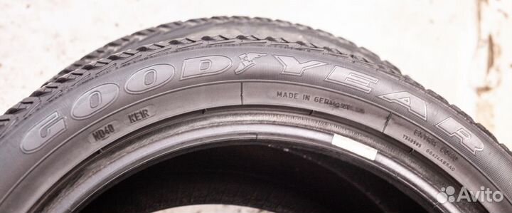 Goodyear UltraGrip Ice 2+ 225/50 R17 98T