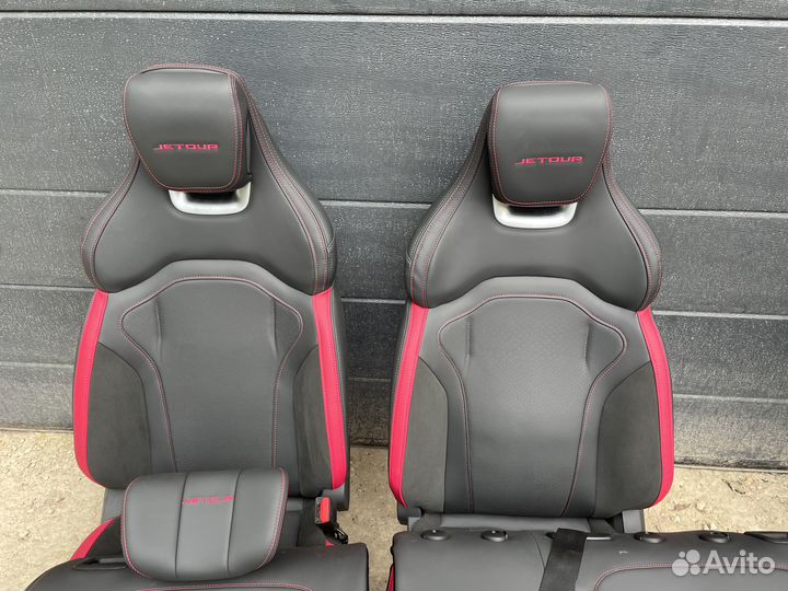 Сиденья комплект Jetour Dashing