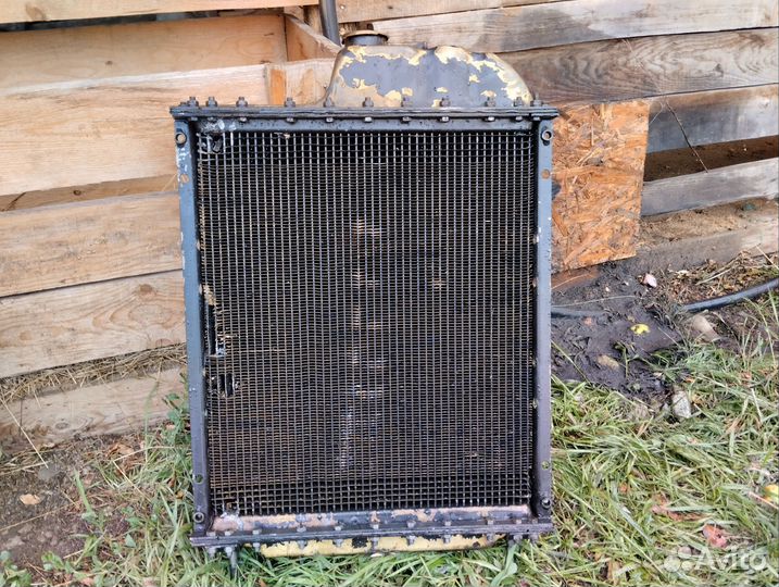 Радиатор на трактор мтз 82 бу