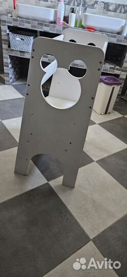 Башня помощника монтессори