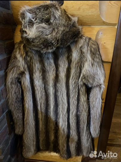 Шуба из меха енота