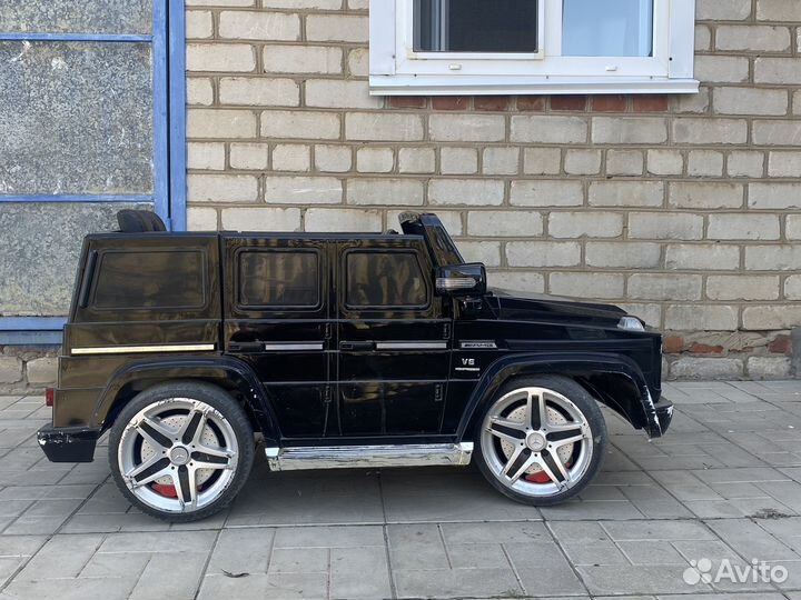 Детский электромобиль mercedes amg