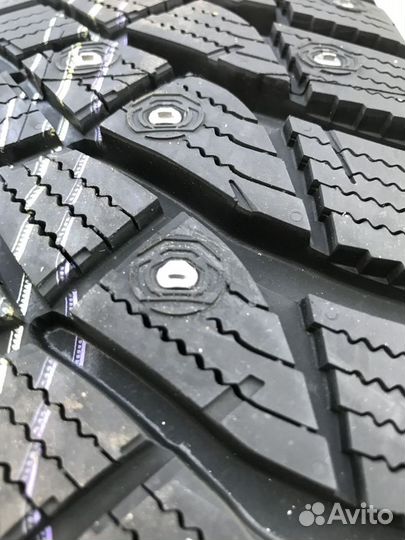 Goodyear UltraGrip Arctic 2 215/55 R17 98T