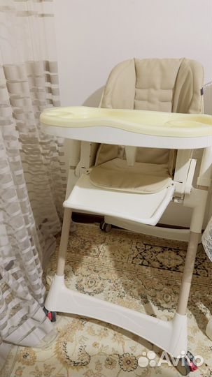 Стульчик для кормления