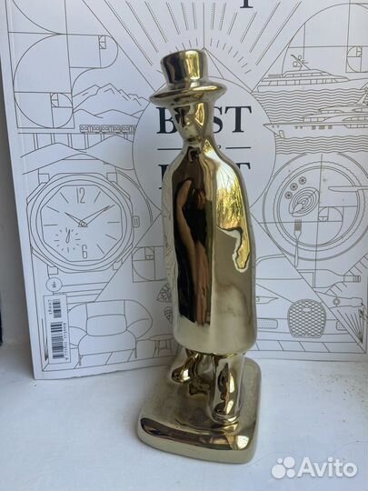 Декоративная фигурка Золотой человек