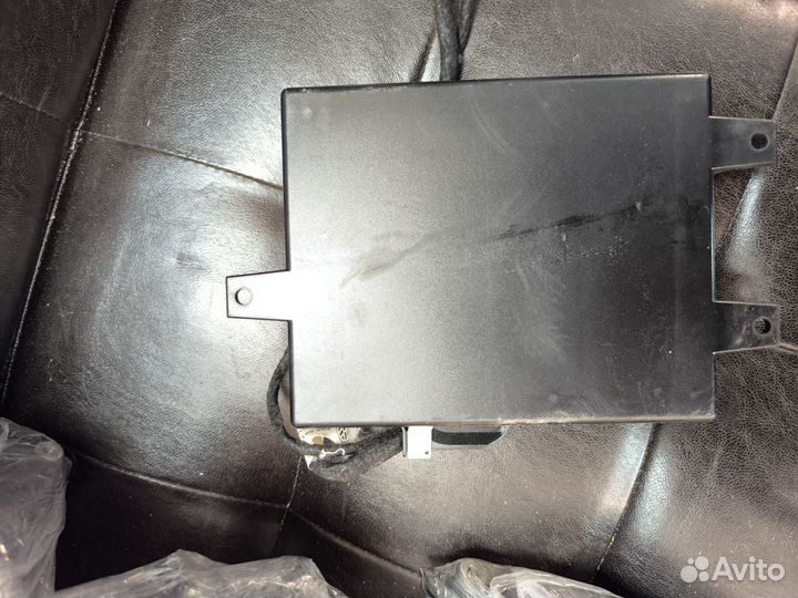 Блок Bluetooth Volkswagen Passat B7 CDA