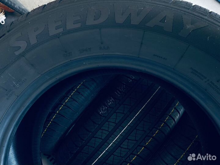 Wideway Speedway 235/60 R18