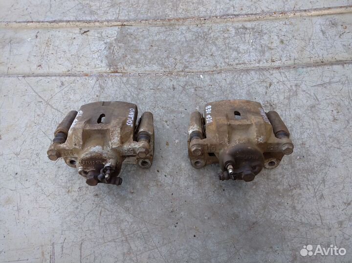 Суппорт передний правый Лифан Солано