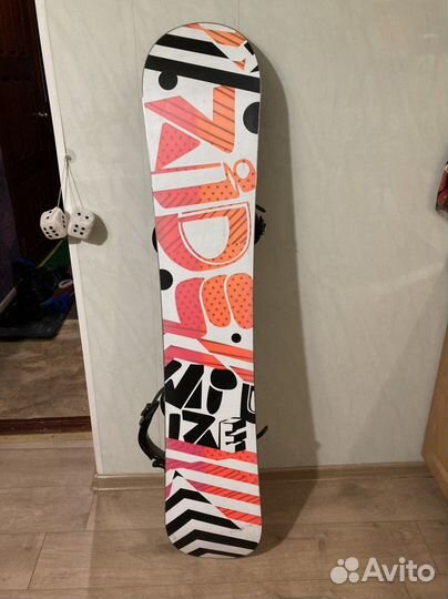 Сноуборд, крепления, ботинки для сноуборда