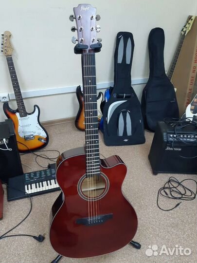 Акустическая гитара flight