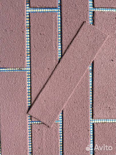 Гибкий кирпич на сетке с пленкой