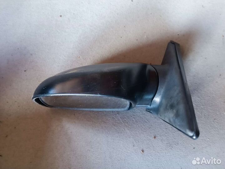 Зеркало левое Hyundai accent