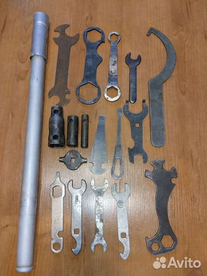 Ключи к велосипеду зис,зиф, пз, амз. Насос