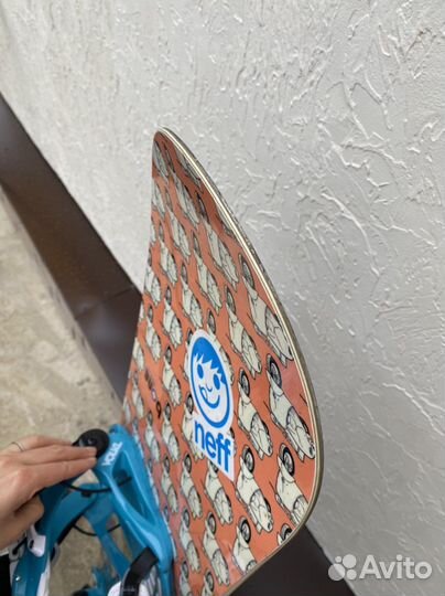 Сноуборд с креплением и ботинками