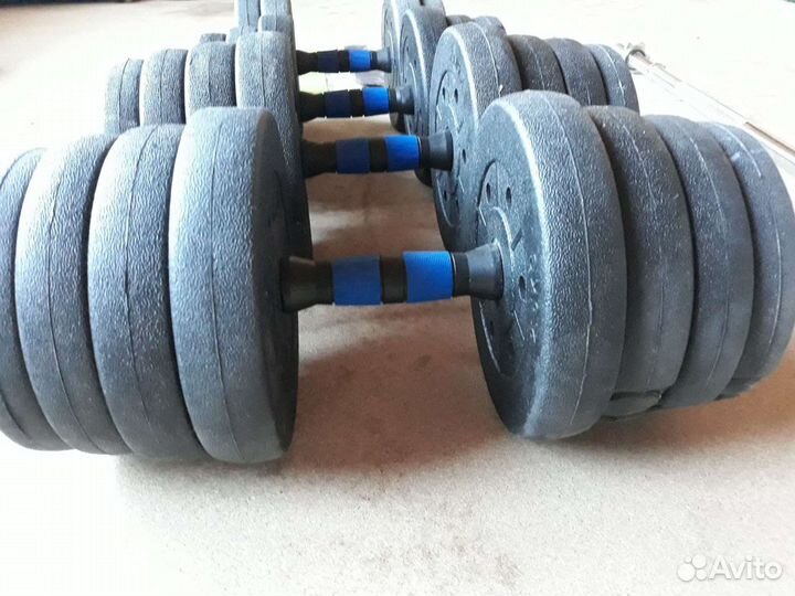 Гантели новые 2 по 10, 2 по 15, гриф