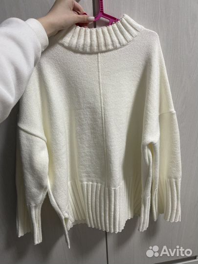 Свитер
