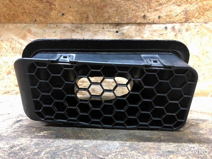 Воздухозаборник Volkswagen Amarok