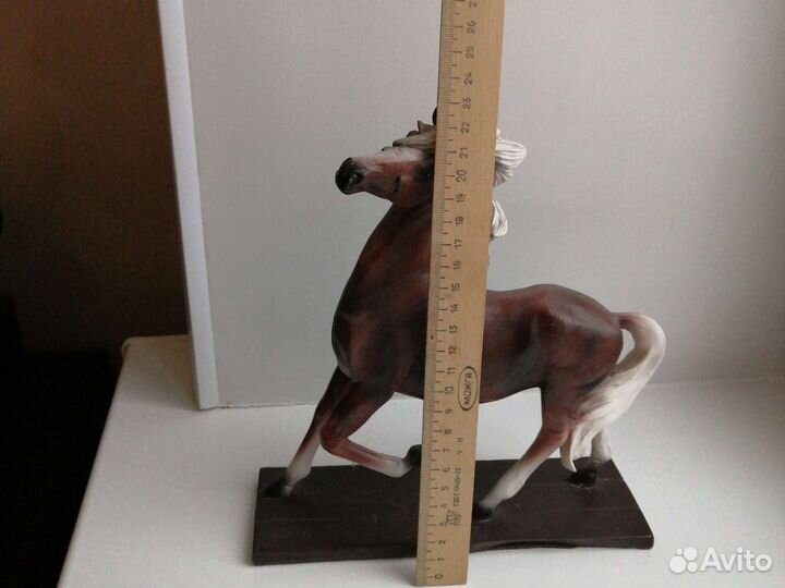 Статуэтка Лошадь