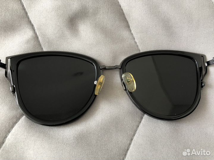 Солнцезащитные очки женские