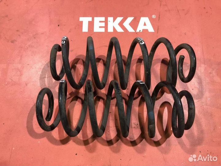 Пружина задняя Тойота Аурис Е150 (2010 - 2012 )