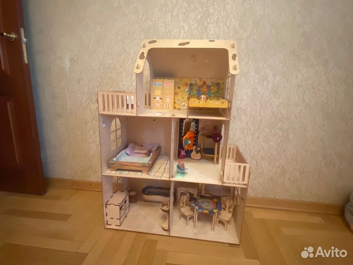 Домик кукольный