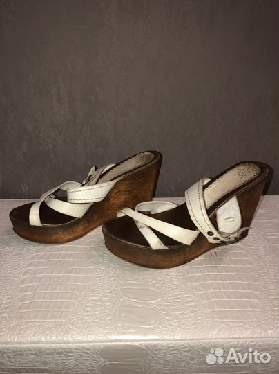 Шлепанцы женские 39 размер