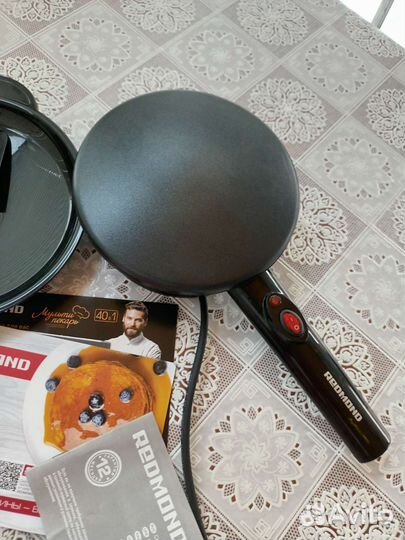 Блинница электрическая redmond RSM-1409