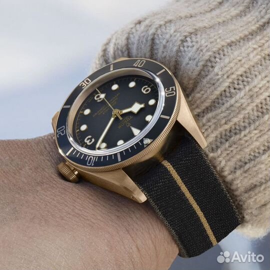 Часы Tudor Black Bay Bronze 43 mm M79250BA-0002