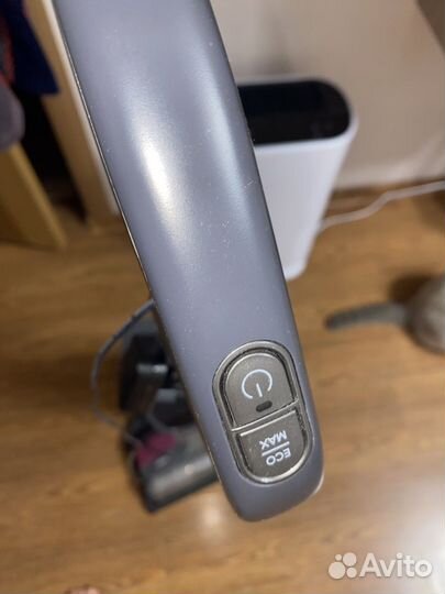 Вертикальный моющий пылесос Thomson VH20BW01