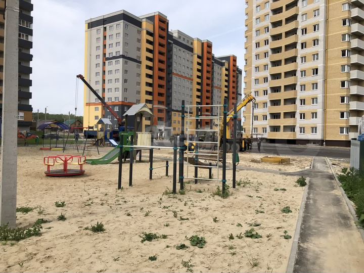 2-к. квартира, 63 м², 11/12 эт.