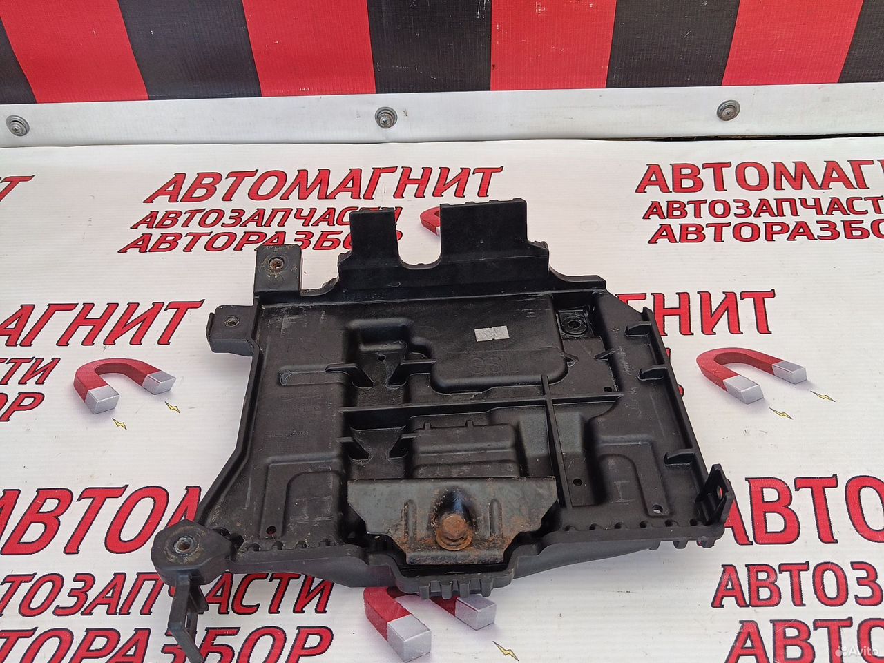 Площадка аккумулятора Киа Соул 2 PS