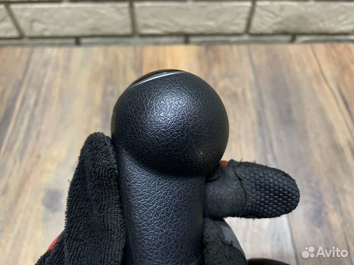 Seat Leon (1P1) Чехол кулисы МКПП