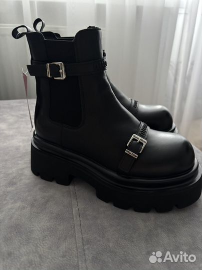 Ботинки женские 38
