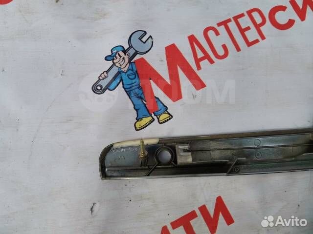 Накладка на дверь багажника Toyota Corolla Fielder