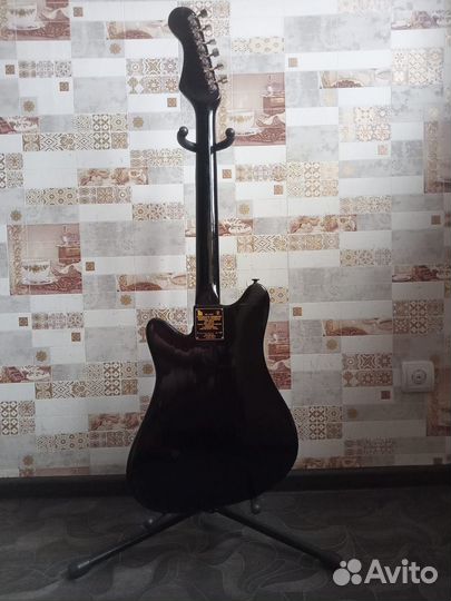 Электрогитара 