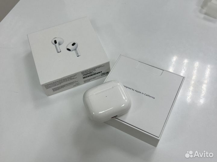 Кейс Airpods 3 новый оригинал гарантия