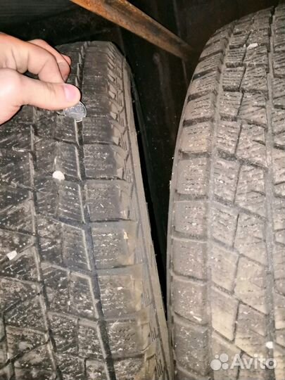 Bridgestone Blizzak DM-V1 235/65 R18