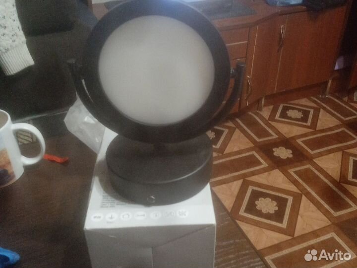 Светодиодный светильник настенный