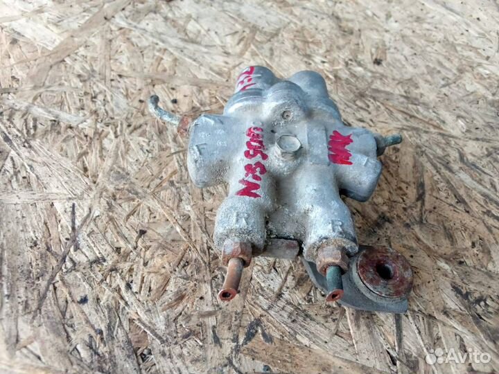 Распределитель тормозной системы (Колдун) Nissan M