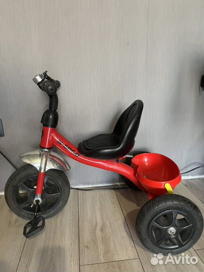 Детский трехколесный велосипед