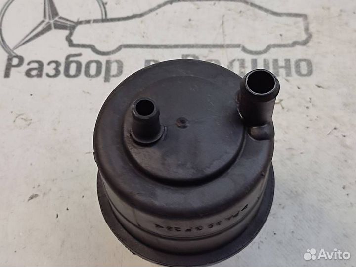 Бачок гура W638 V-class 611.980