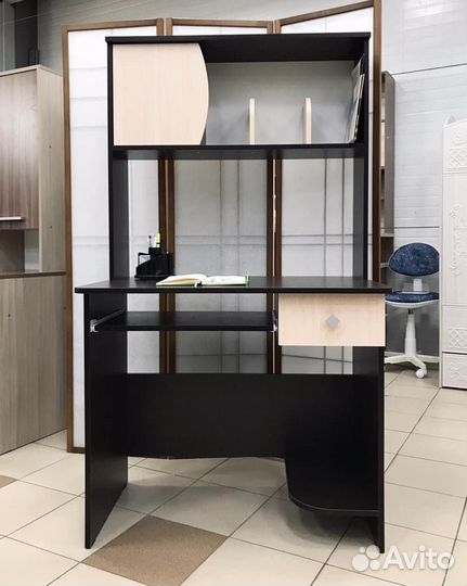 Компьютерный стол Грета-4