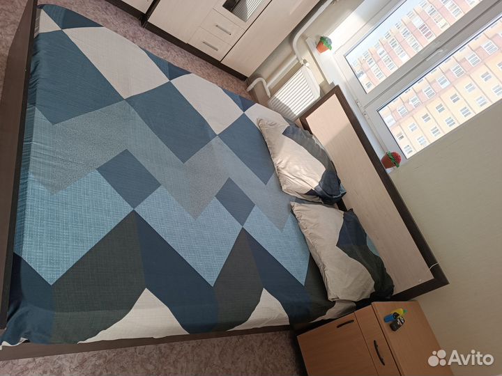 Кровать б/у