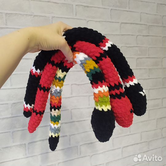 Вязаные змейки